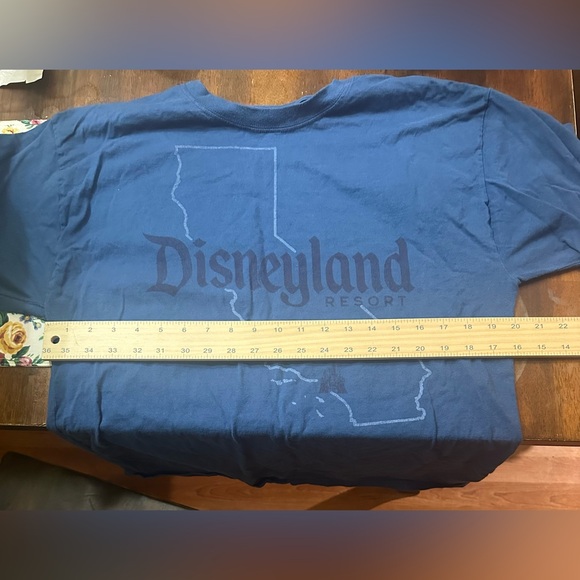 Disney Disneyland blue tee - Picture 5 of 5